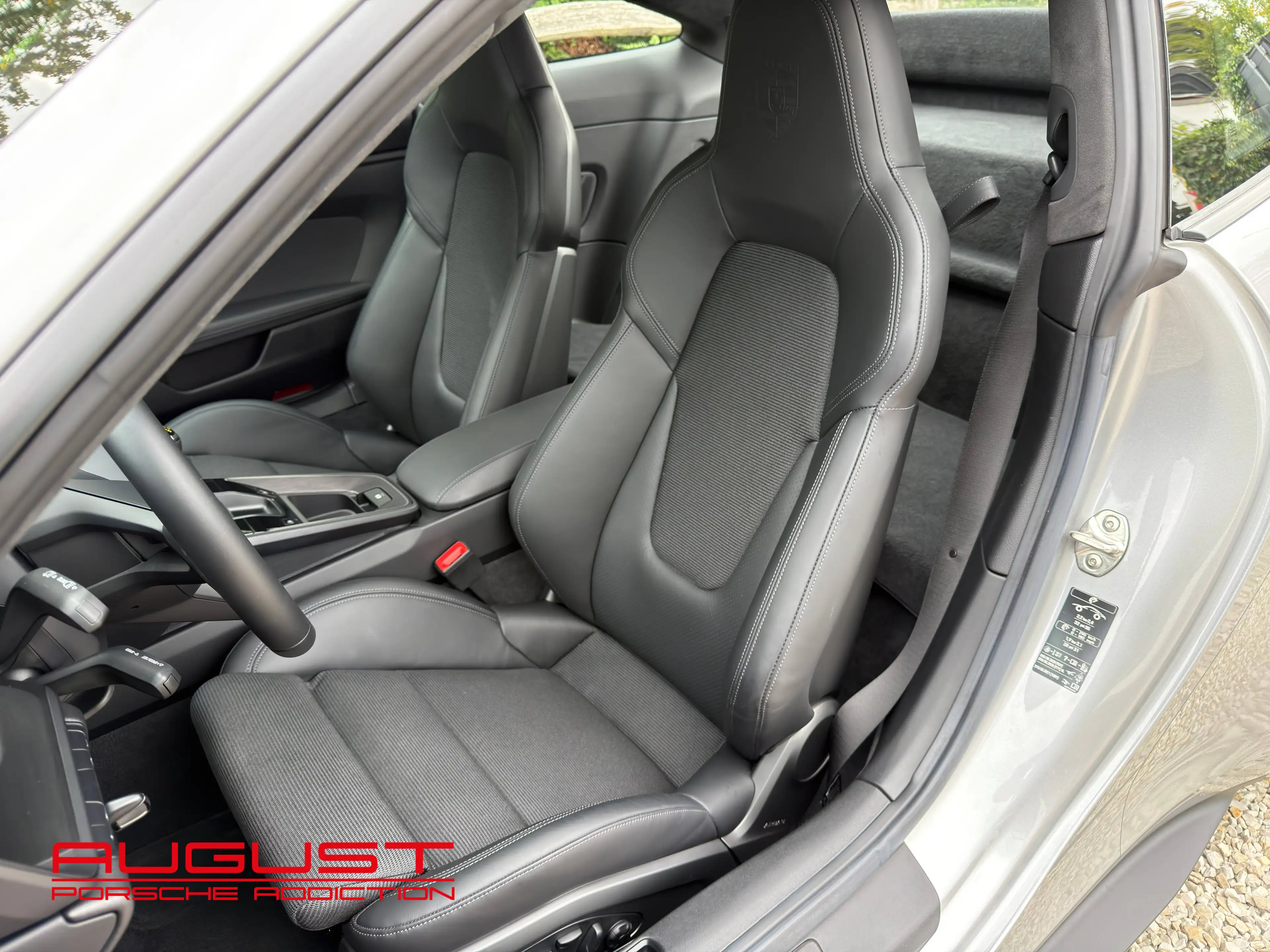 Porsche 992 992 GT3 Touring 2024 — photo 6