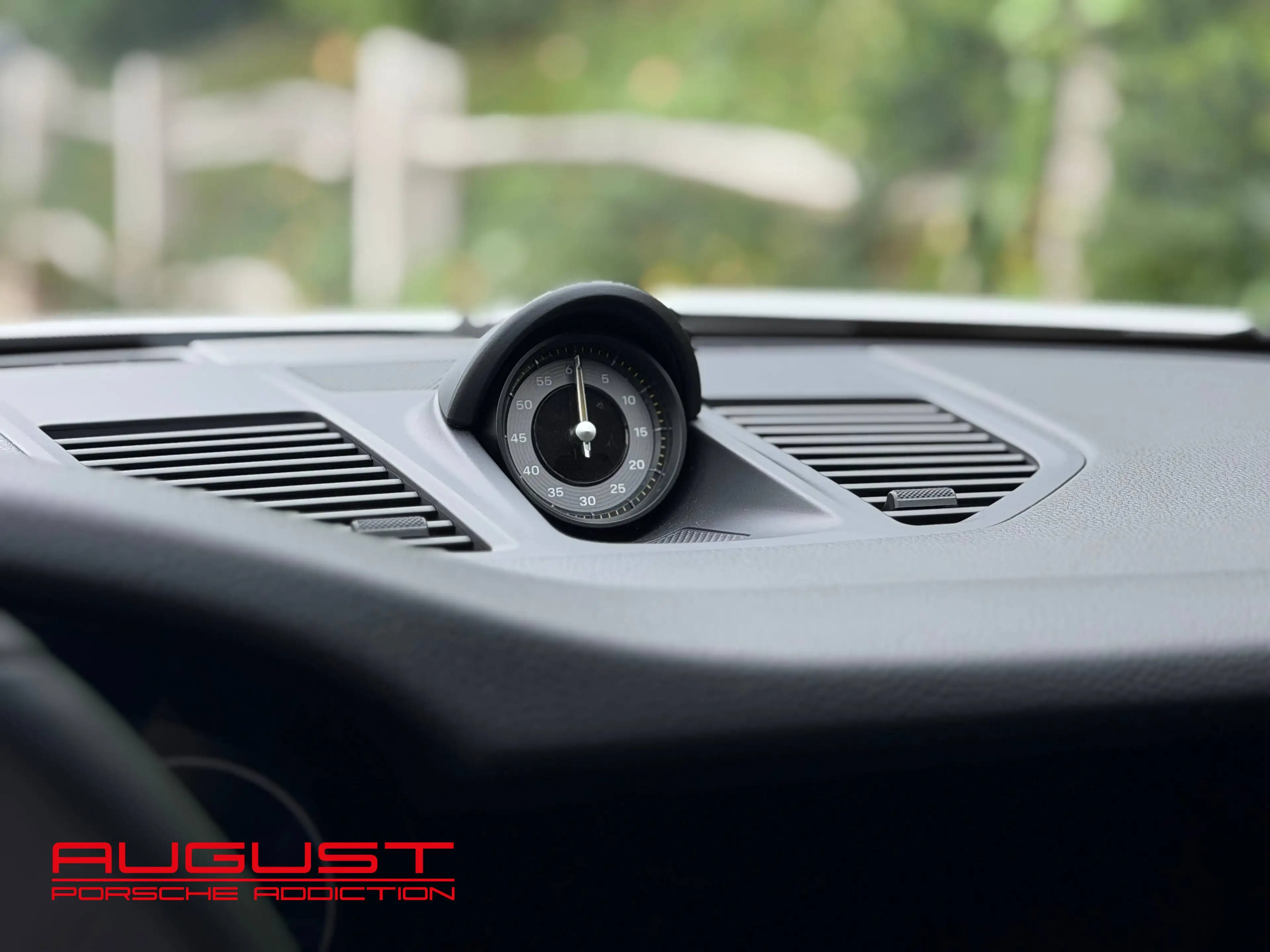Porsche 992 992 GT3 Touring 2024 — photo 9