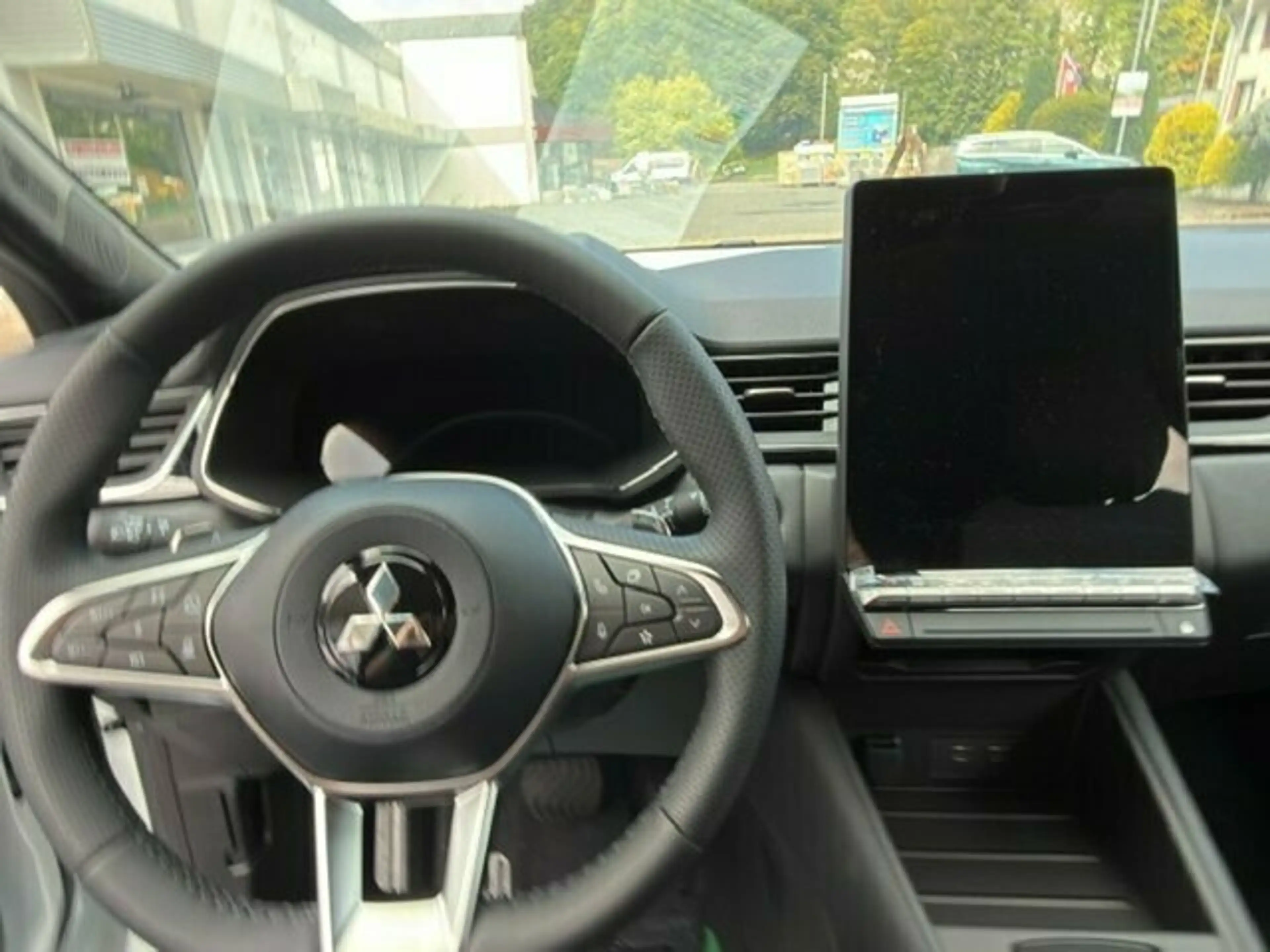 Mitsubishi Grandis Intro Edition 1.3 T-Benziner 7-DCT — photo 8
