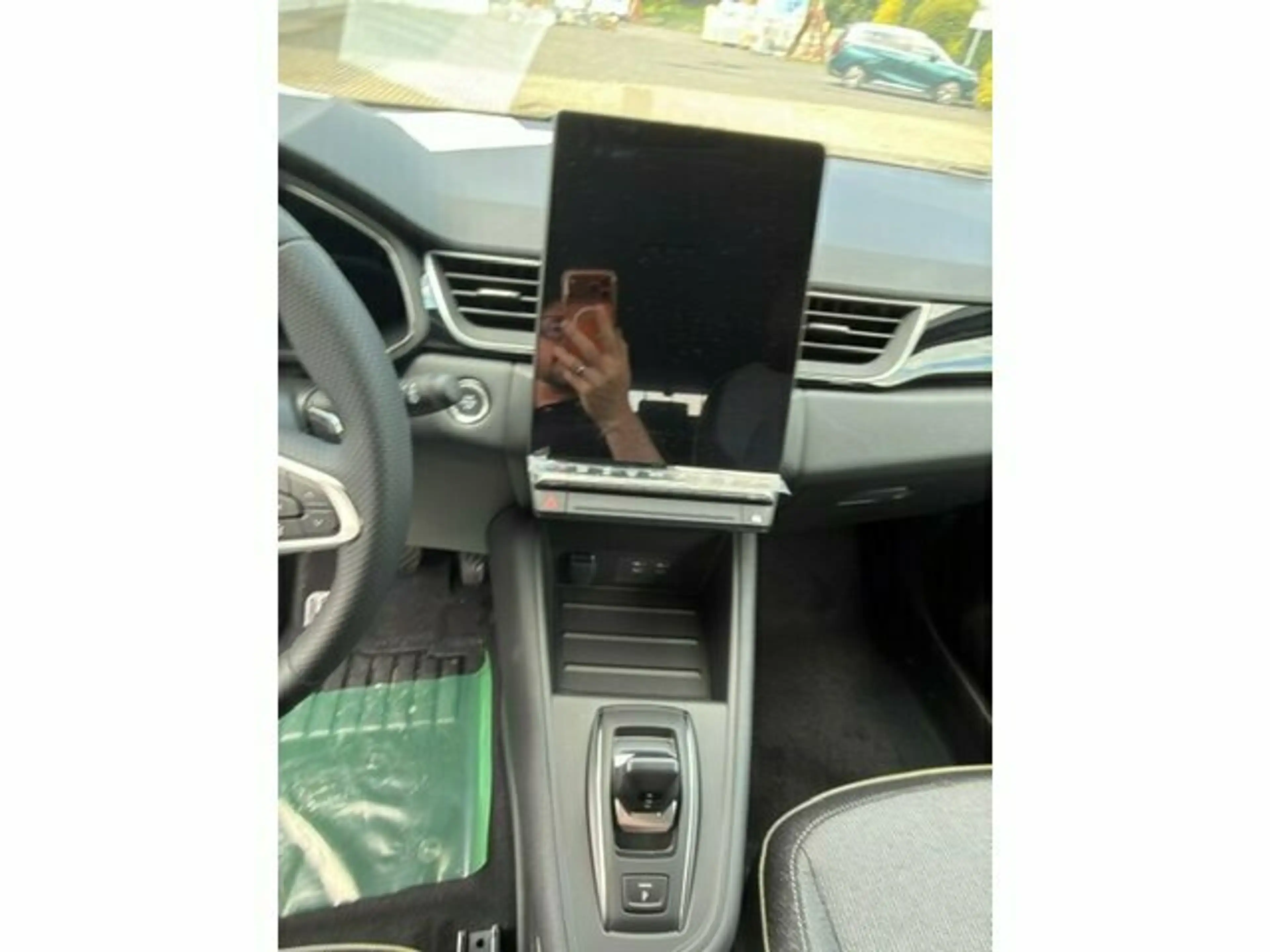 Mitsubishi Grandis Intro Edition 1.3 T-Benziner 7-DCT — photo 9