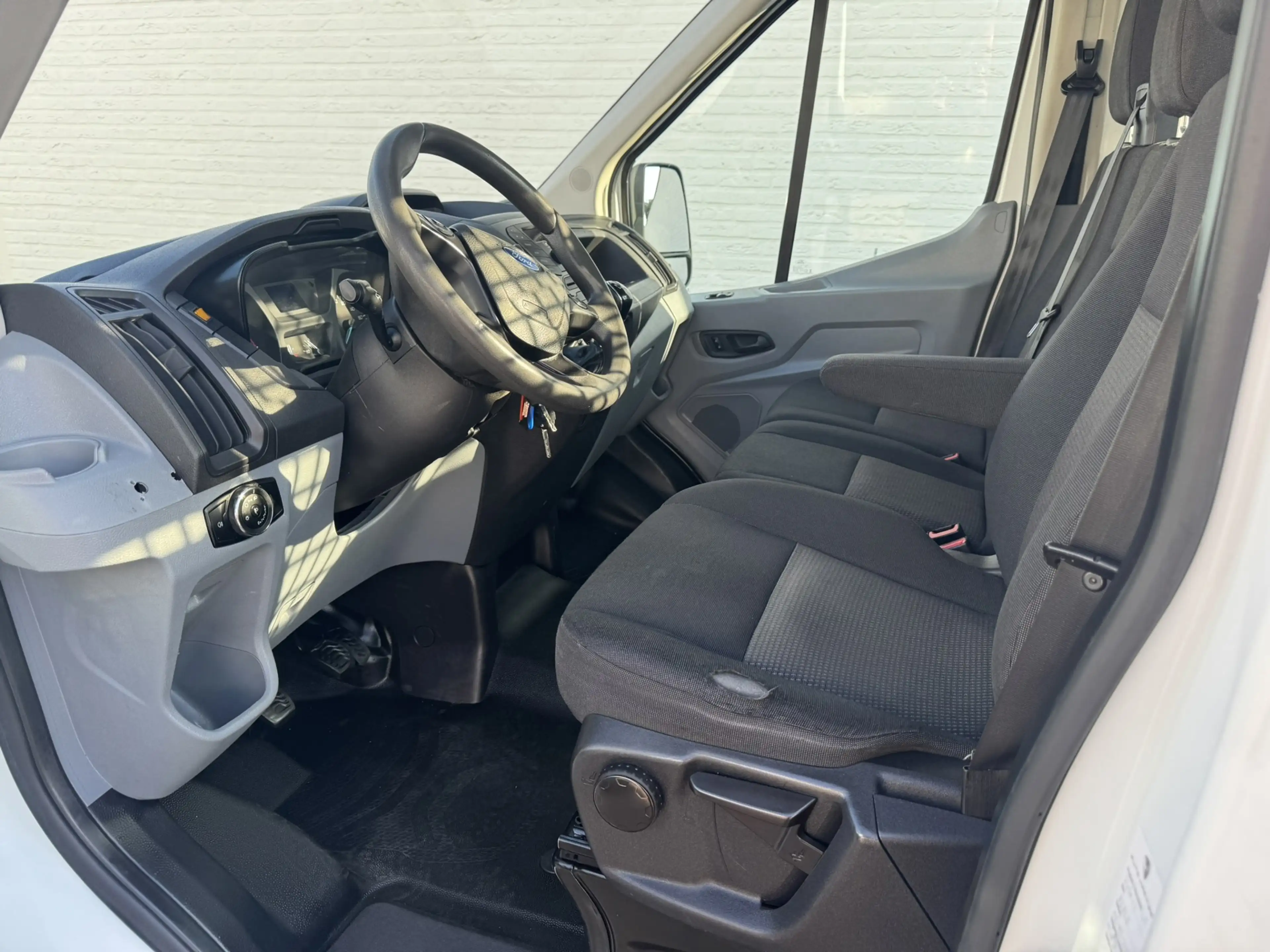 Ford Transit Ford Transit 350 2.2 TDCI Pick up Open laadbak Tre — photo 3
