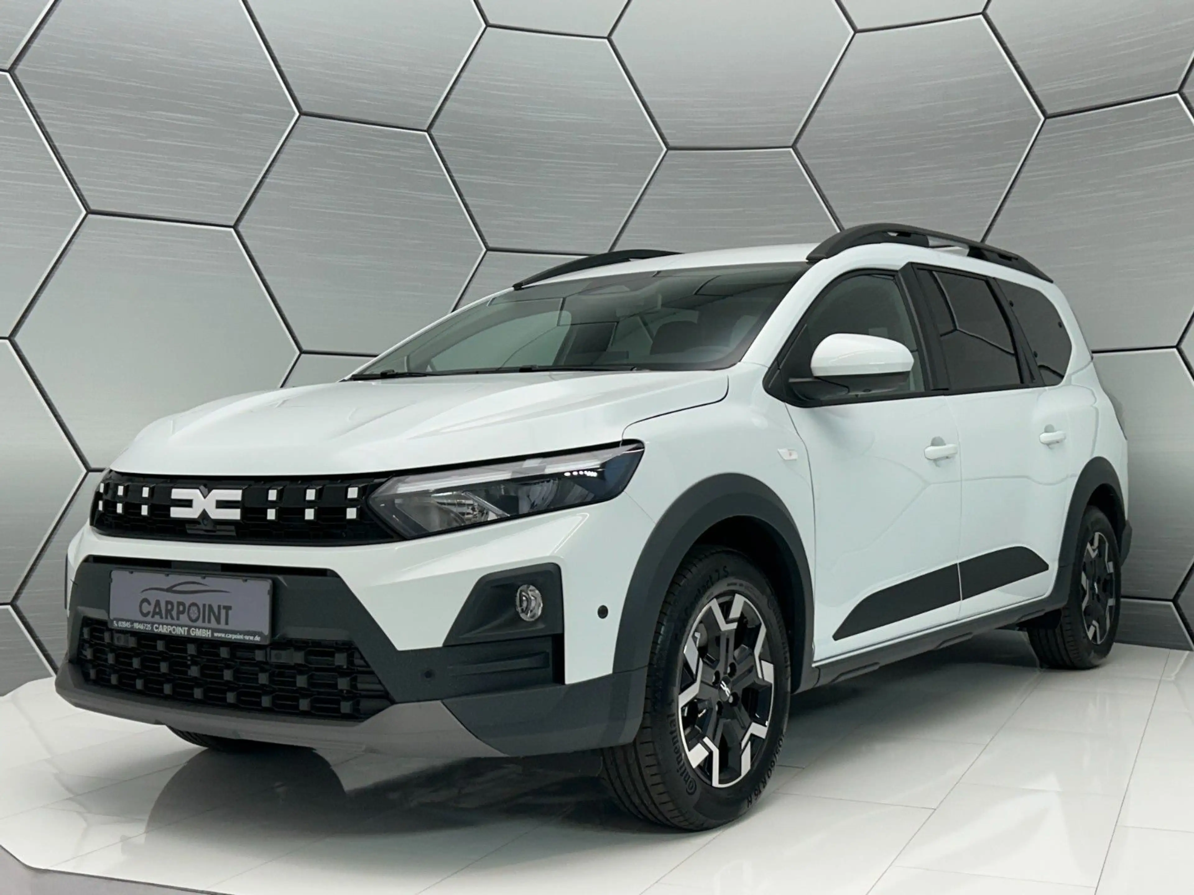 Dacia Jogger Extreme Eco-G 120 7-Sitzer Winter/Driving