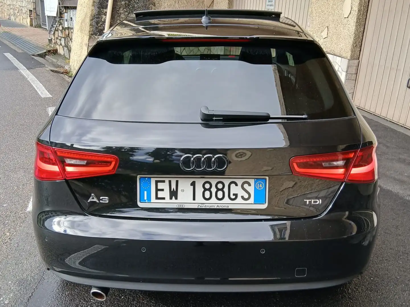 Audi A3 A3 III 2014 3p 1.6 tdi Admired 110cv Sline Nero - 2