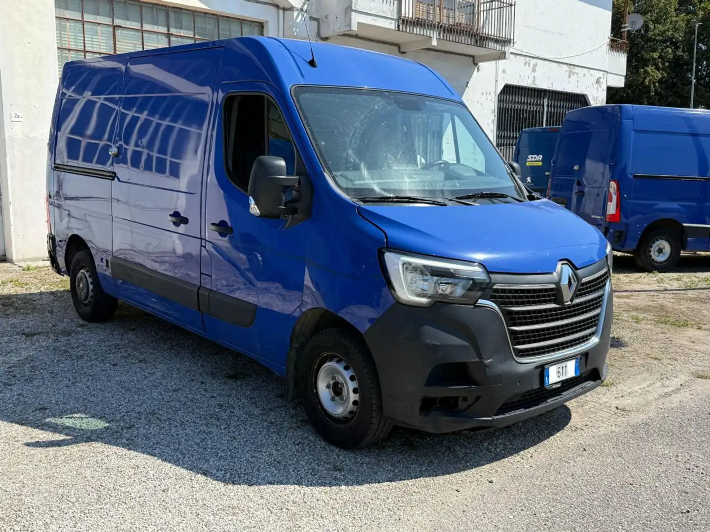 Renault Master T33 2.3 dCi 135 CV PASSO MEDIO Bleu - 1