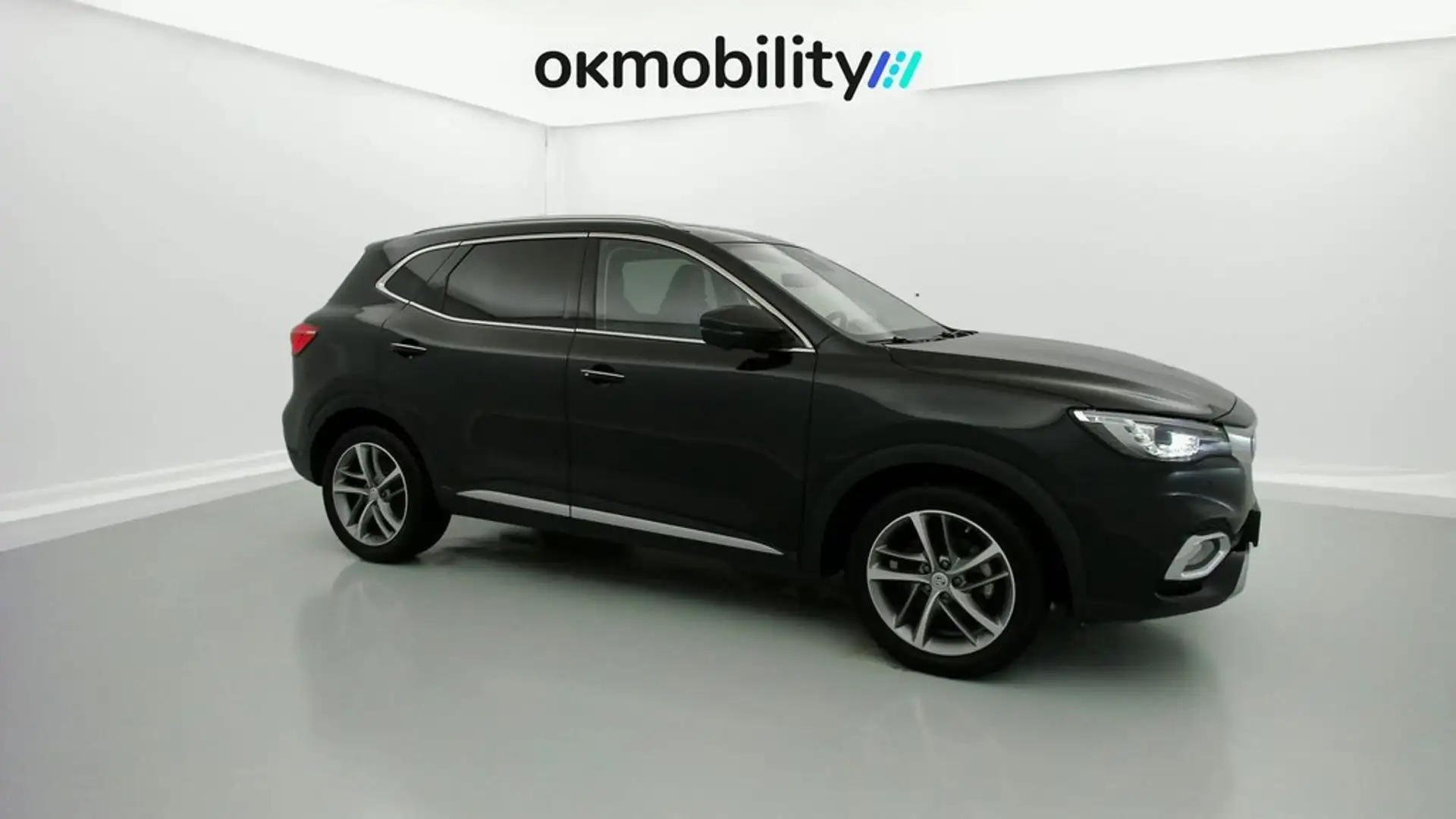 MG HS 1.5 T-GDI Luxury Negro - 2