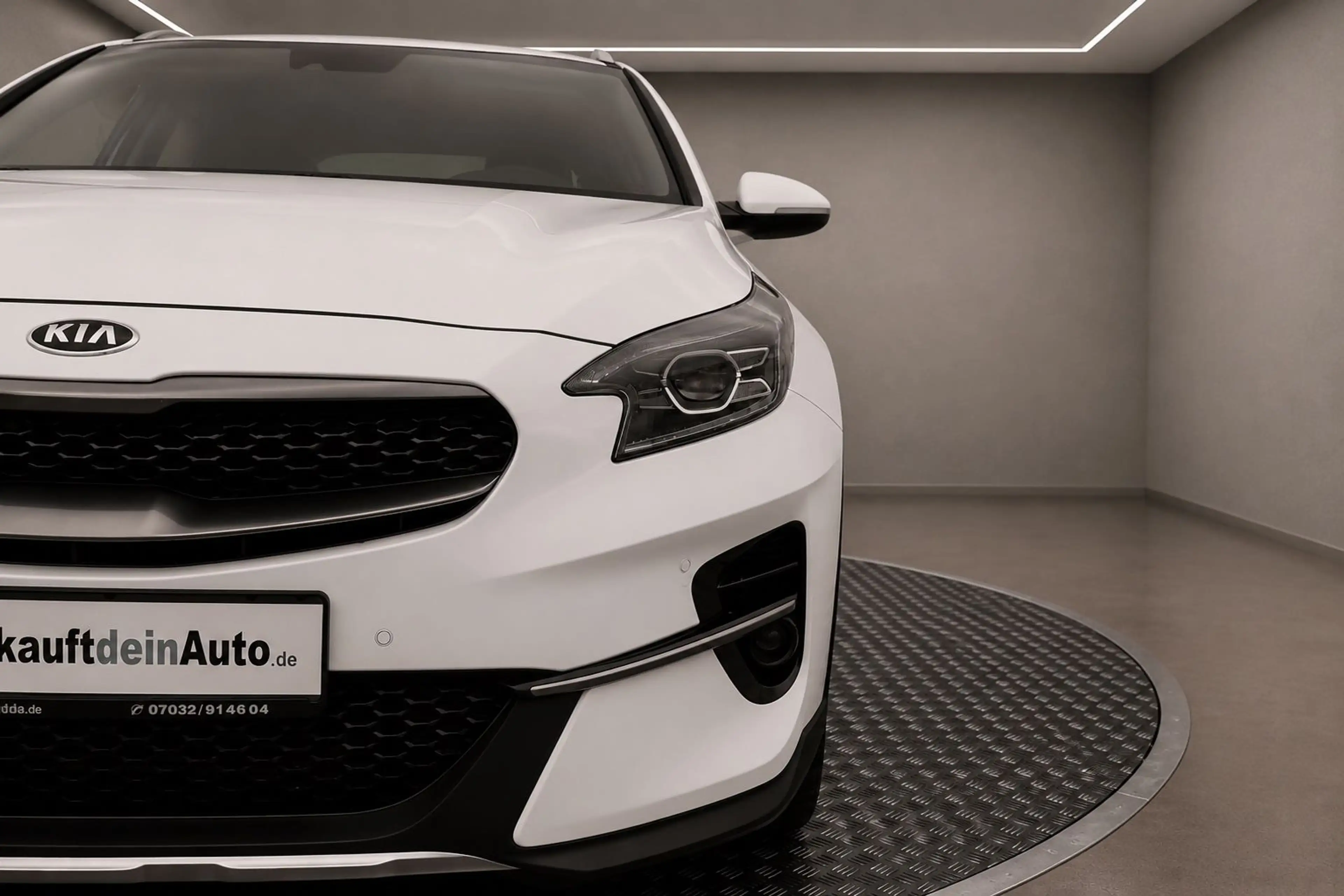 Kia XCeed Vision 1.5 T-GDI /KAMERA/NAVI/SHZ/LRHZ/ — photo 12