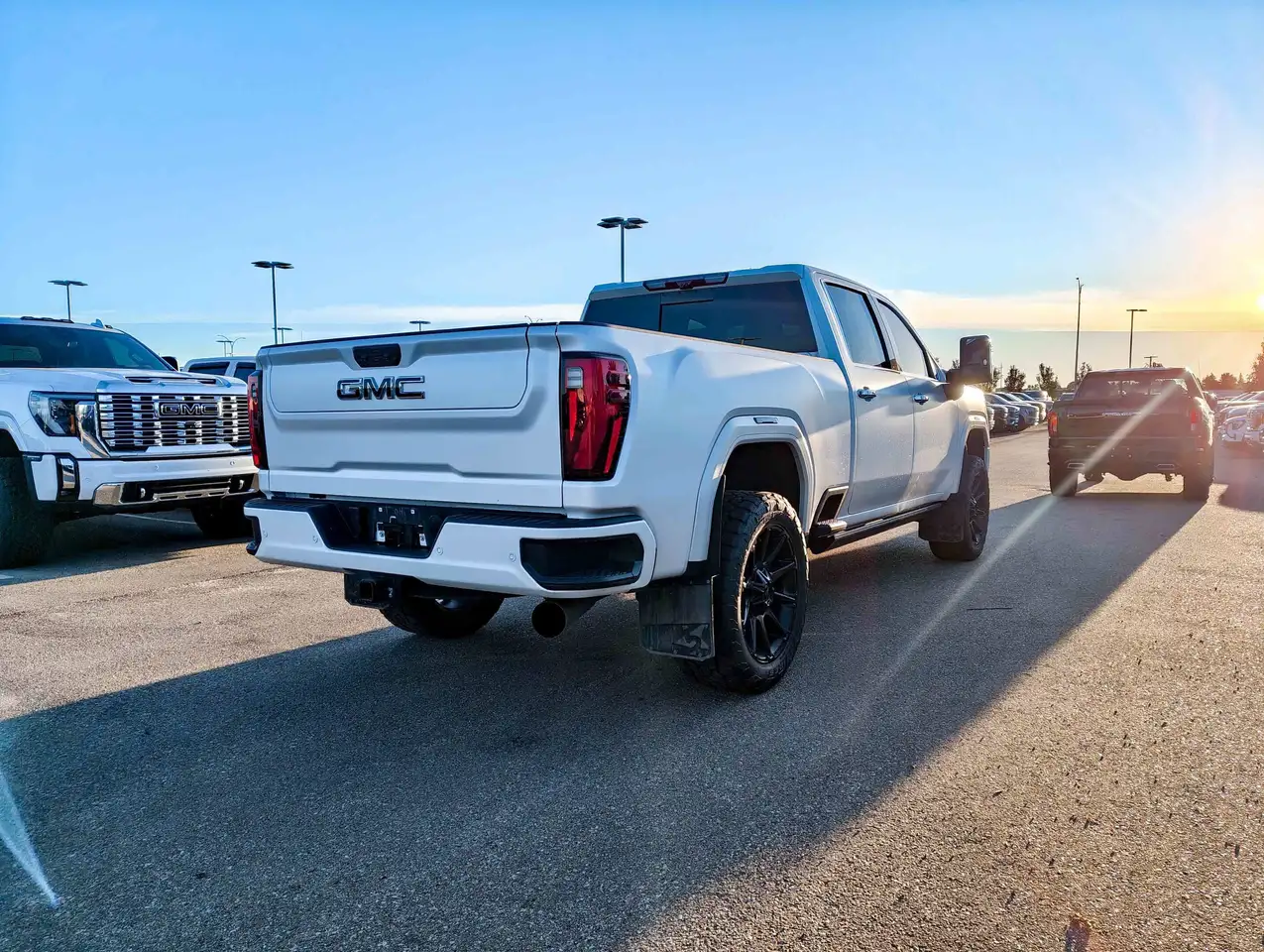 GMC Sierra 3500HD photo GMC Sierra 3500HD