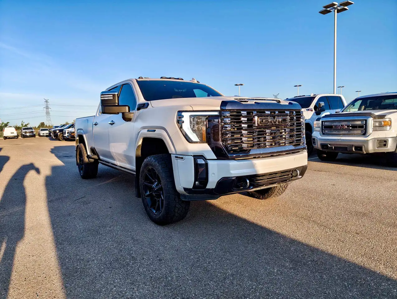 GMC Sierra 3500HD photo GMC Sierra 3500HD