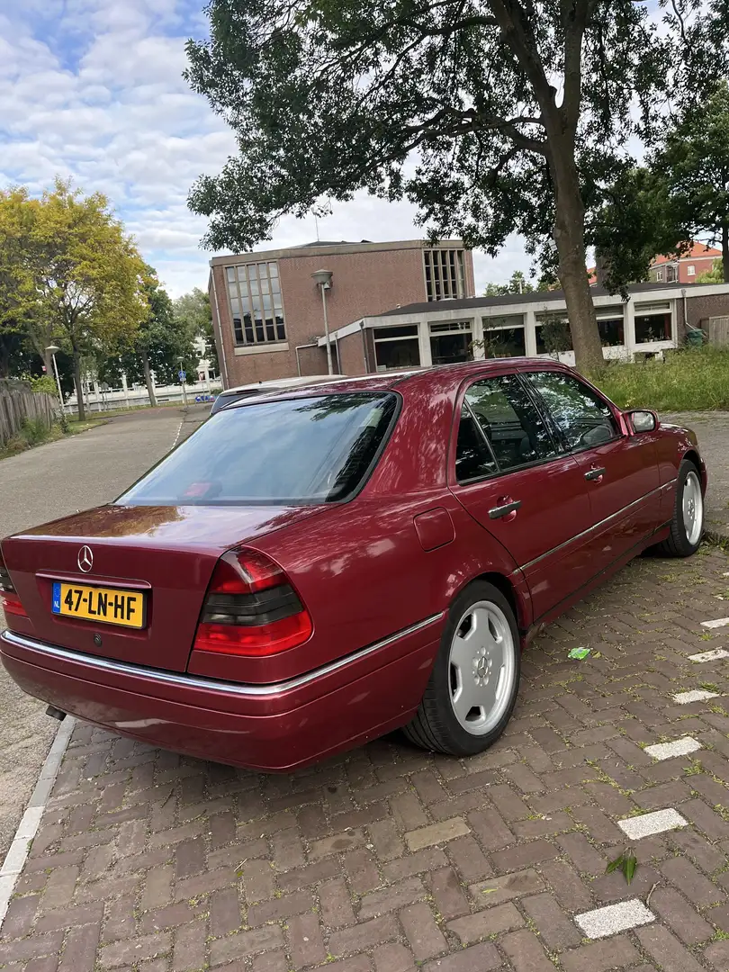 Mercedes-Benz C 180 Elegance - 1