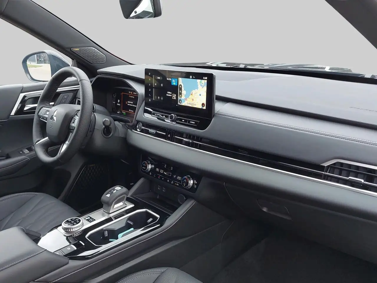 Mitsubishi Outlander 2026 — фото 13