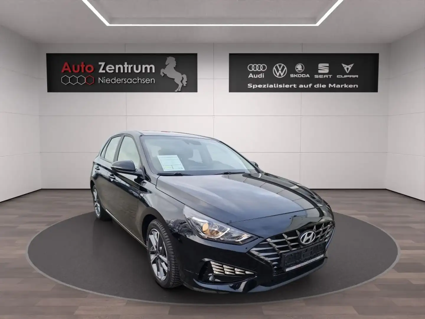 Hyundai i30 1.0 T-GDI 48V-Hybrid DCT Connect & Go Kamera Schwarz - 2