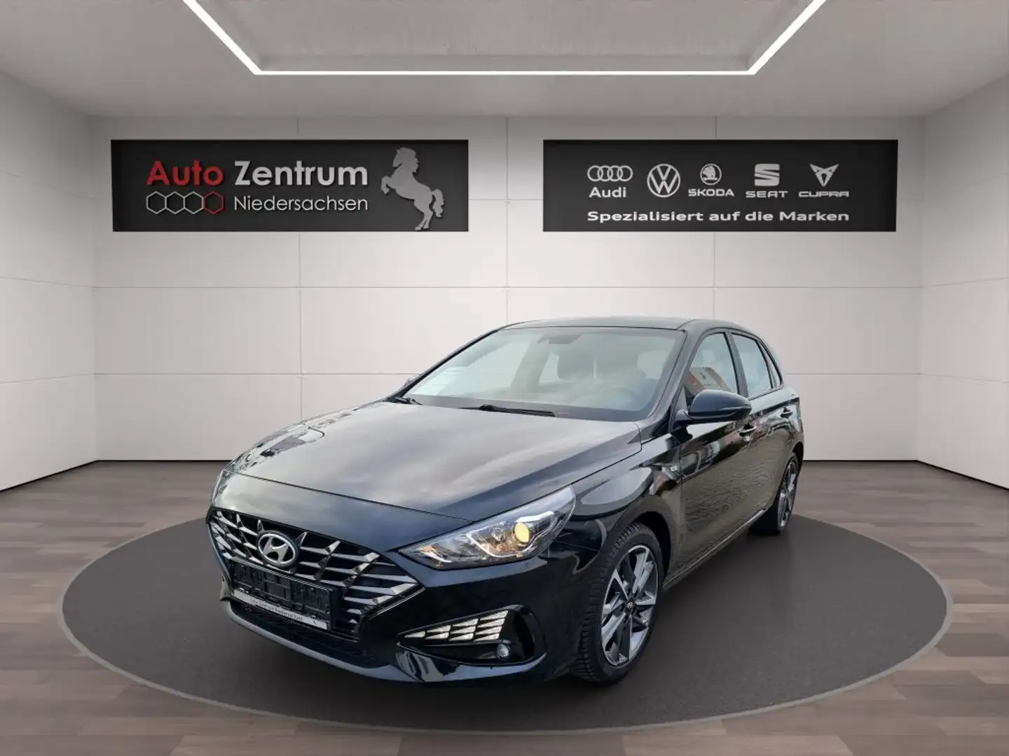 Hyundai i30 1.0 T-GDI 48V-Hybrid DCT Connect & Go Kamera Schwarz - 1