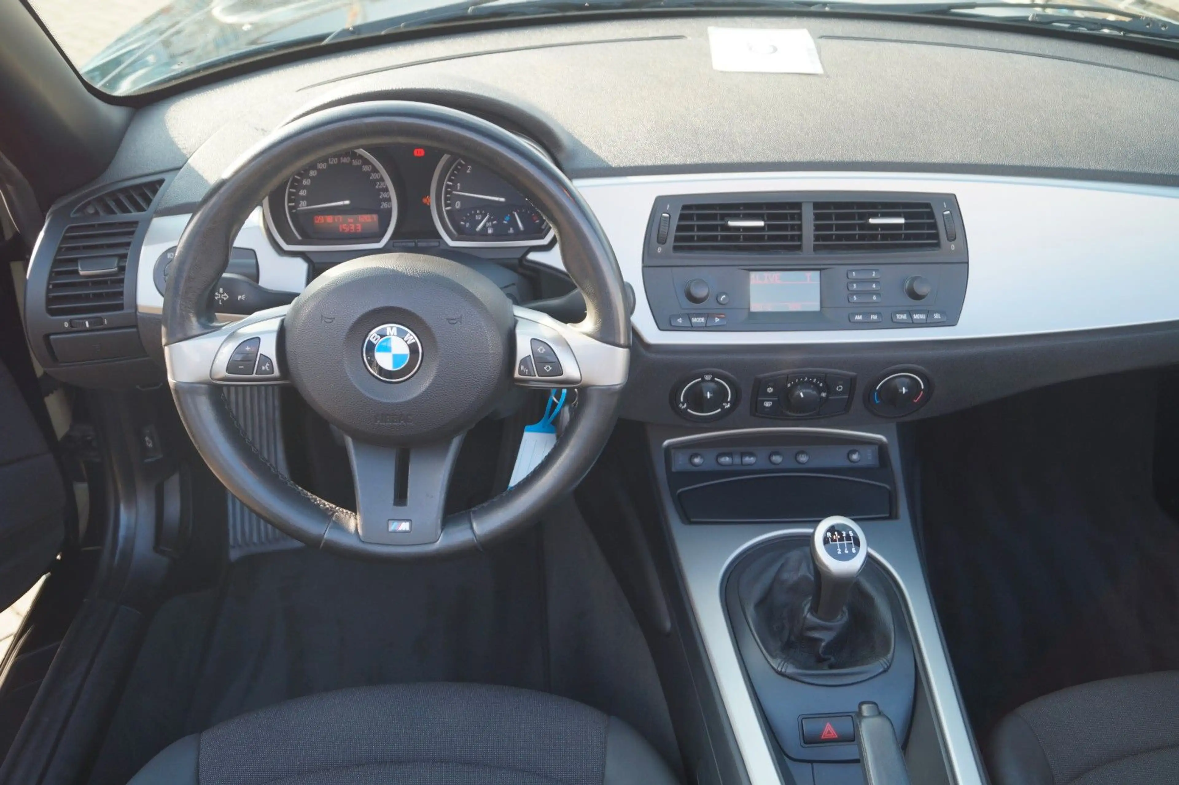 BMW Z4 Roadster 2.5 i *Navi*SHZ*PDC*Klima*Radio* — photo 8