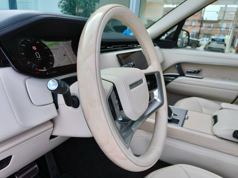 Land Rover Range Rover P460e Autobiography Pano/SV leather/Full service — photo 9