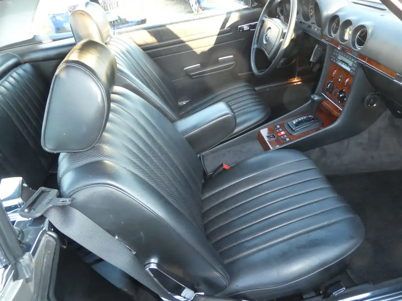 Mercedes-Benz SL 500 W 107 sehr gepflegt, Neuzustand 31991 km, foto 11