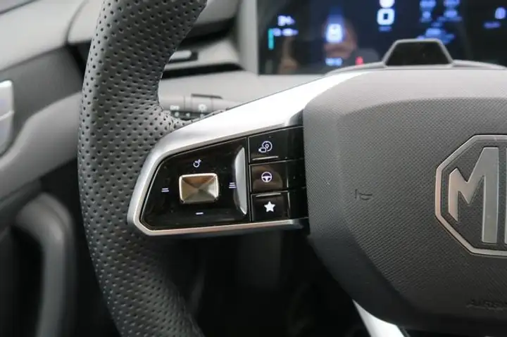 MG S5 2025, foto 12