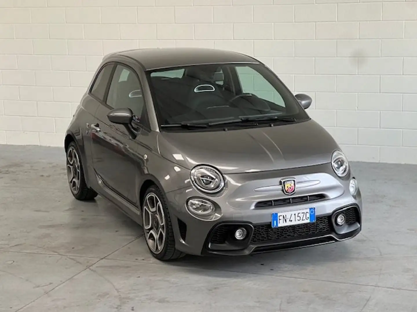 Abarth 595 595 1.4 t-jet 145cv Grau - 2