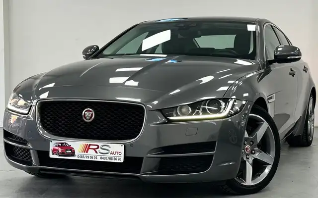 Jaguar XE 2.0 D - GARANTIE 12 MOIS - GPS - CAMERA-CUIR-XENON