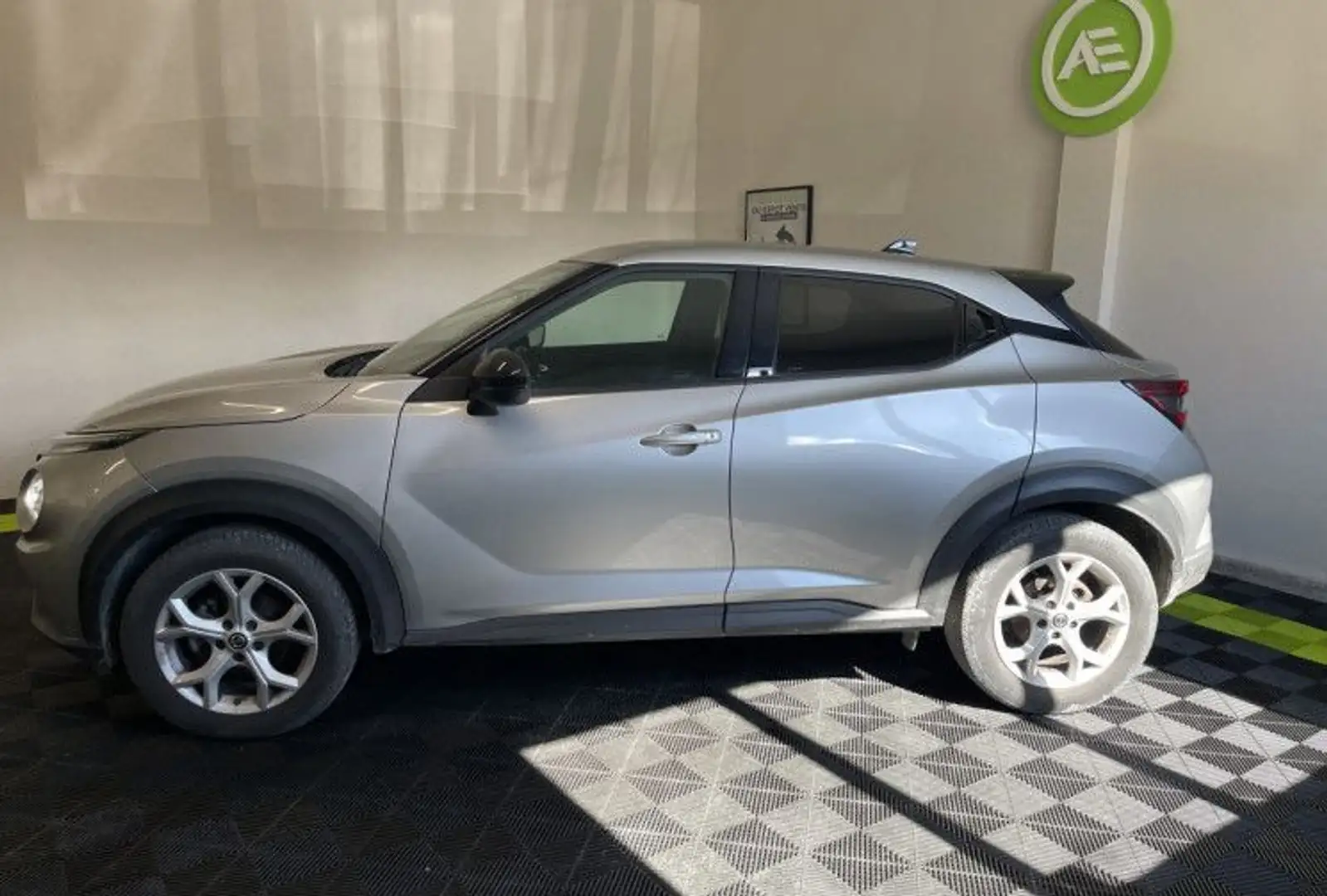 Nissan Juke II (F16) 1.0 DIG-T 114ch N-Connecta 2021 Grigio - 2