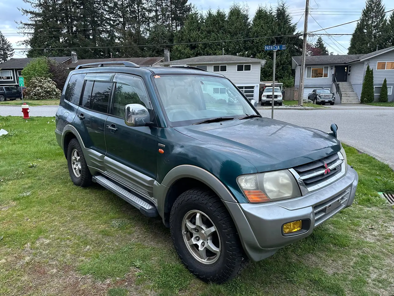 2002 Mitsubishi Pajero