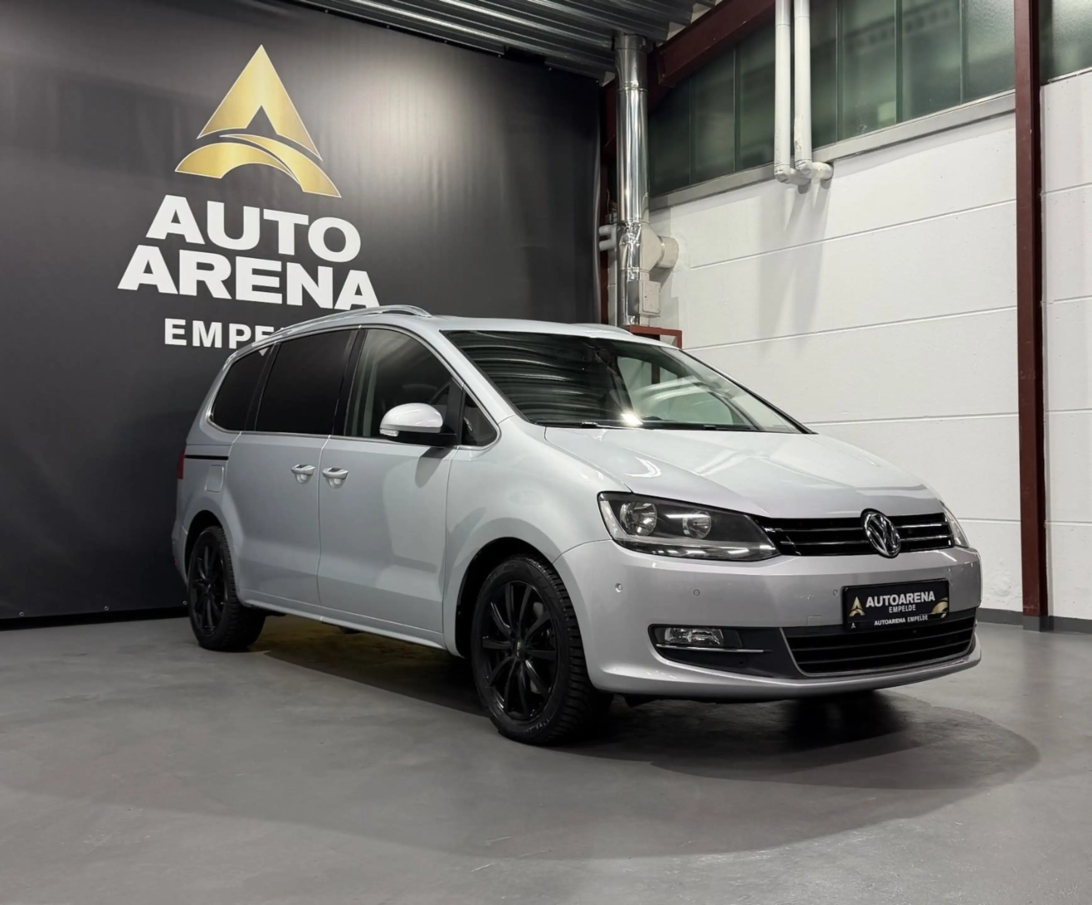 Volkswagen Sharan Highline 2.0 TDI DSG PANO*Memory*Temp*AHK — photo 3