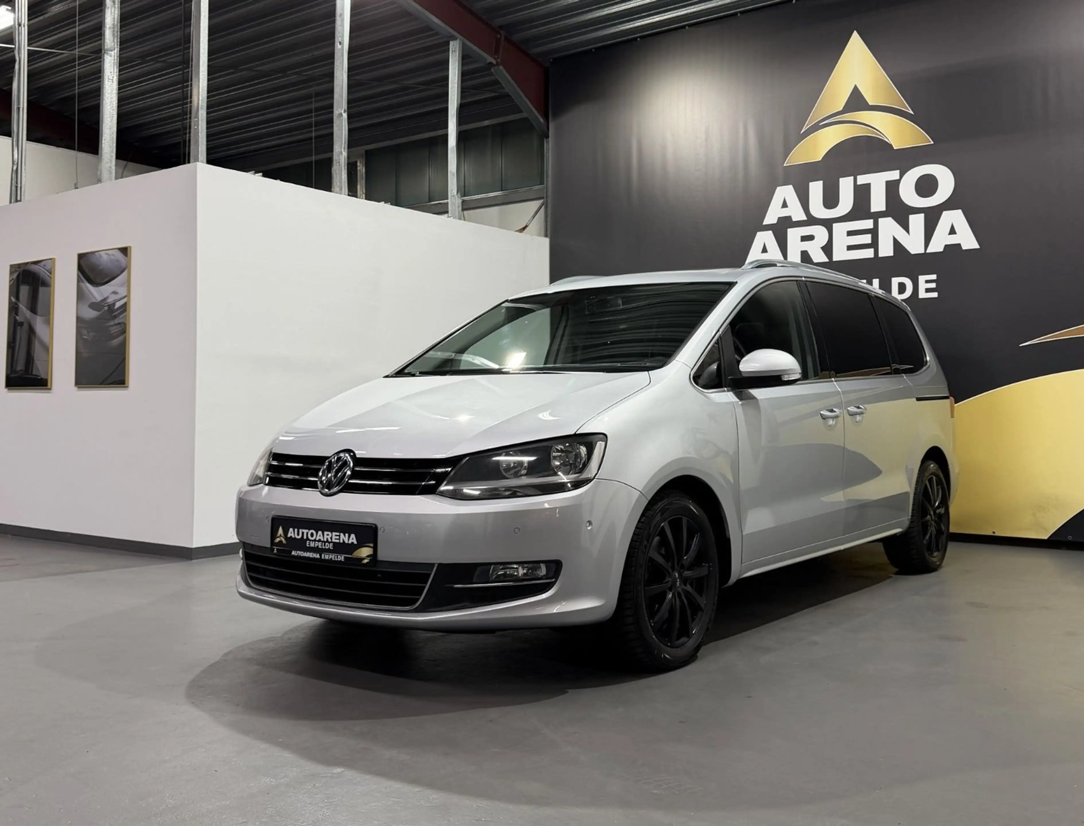 Volkswagen Sharan Highline 2.0 TDI DSG PANO*Memory*Temp*AHK