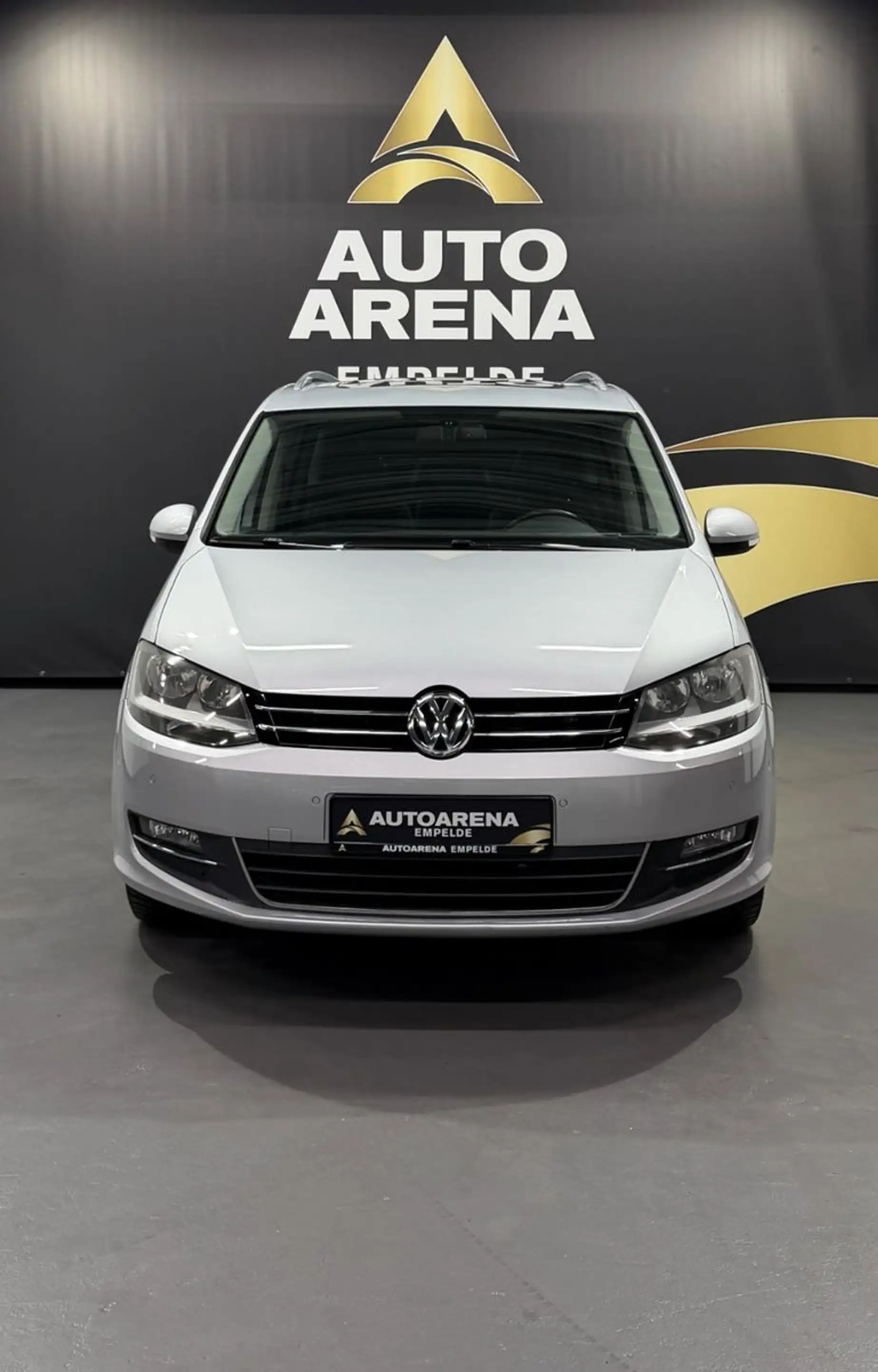 Volkswagen Sharan Highline 2.0 TDI DSG PANO*Memory*Temp*AHK — photo 2