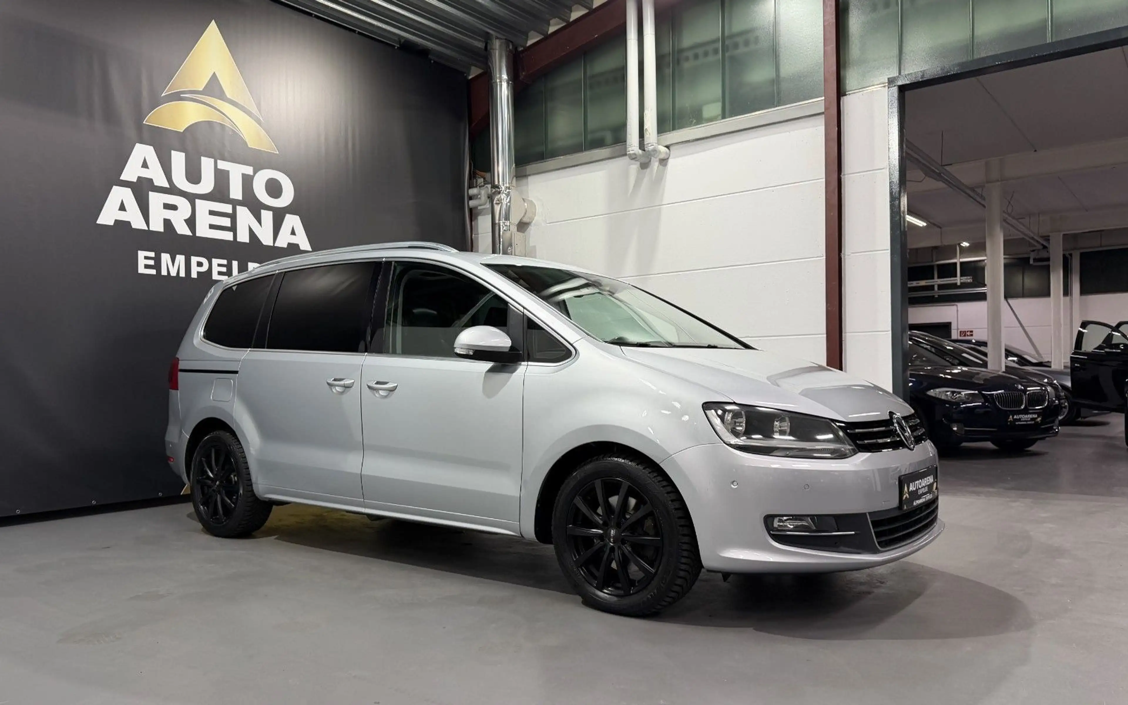 Volkswagen Sharan Highline 2.0 TDI DSG PANO*Memory*Temp*AHK — photo 8
