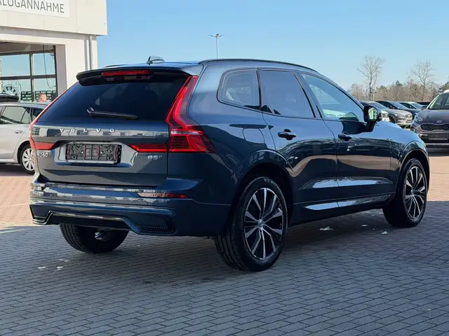 Volvo XC60 view 9