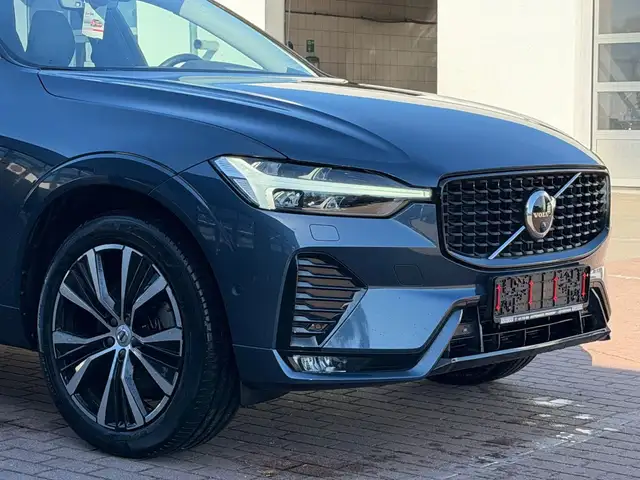 Volvo XC60 view 12