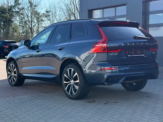 Volvo XC60 view 7