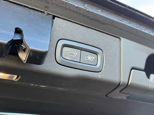Volvo XC60 view 15