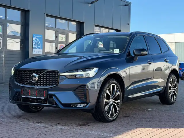Volvo XC60 main image