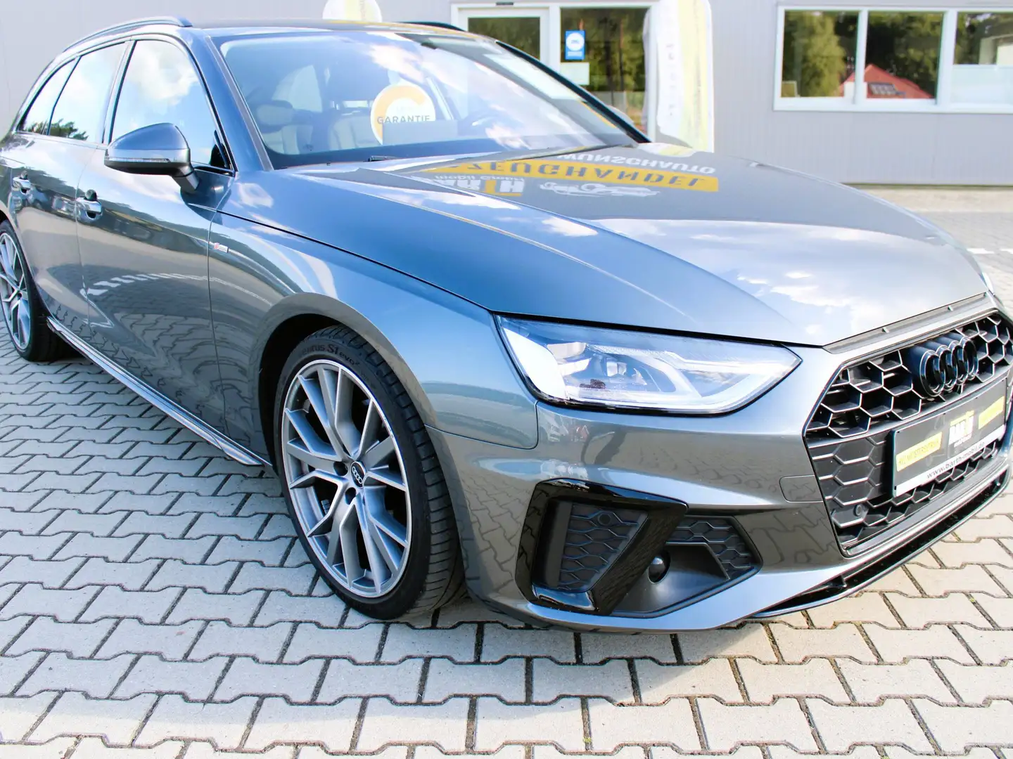 Audi A4 TFSI S line*KAMERA*KLIMA*NAVI*TEMPOMAT* Gris - 2