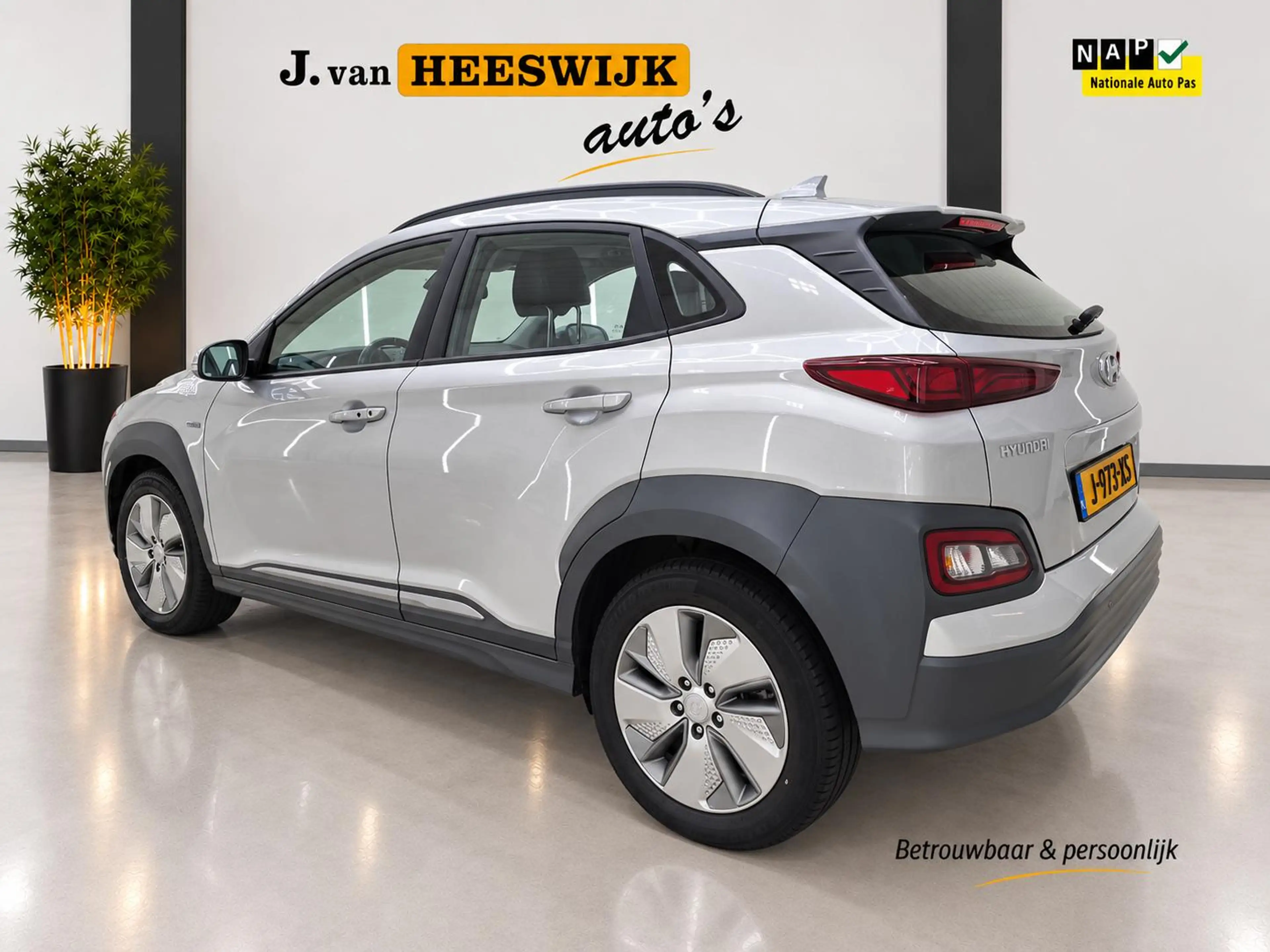 Hyundai KONA EV Comfort 64 kWh SOH 98,9 % | 3 Fase laden | Park — photo 5