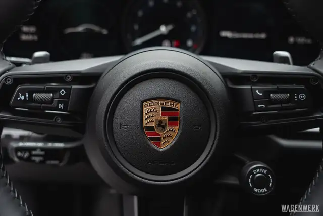 Porsche 992 Carrera 4S Coupe PDK LIFTACHSE BOSE SPORT-CHRONO Ansicht 47