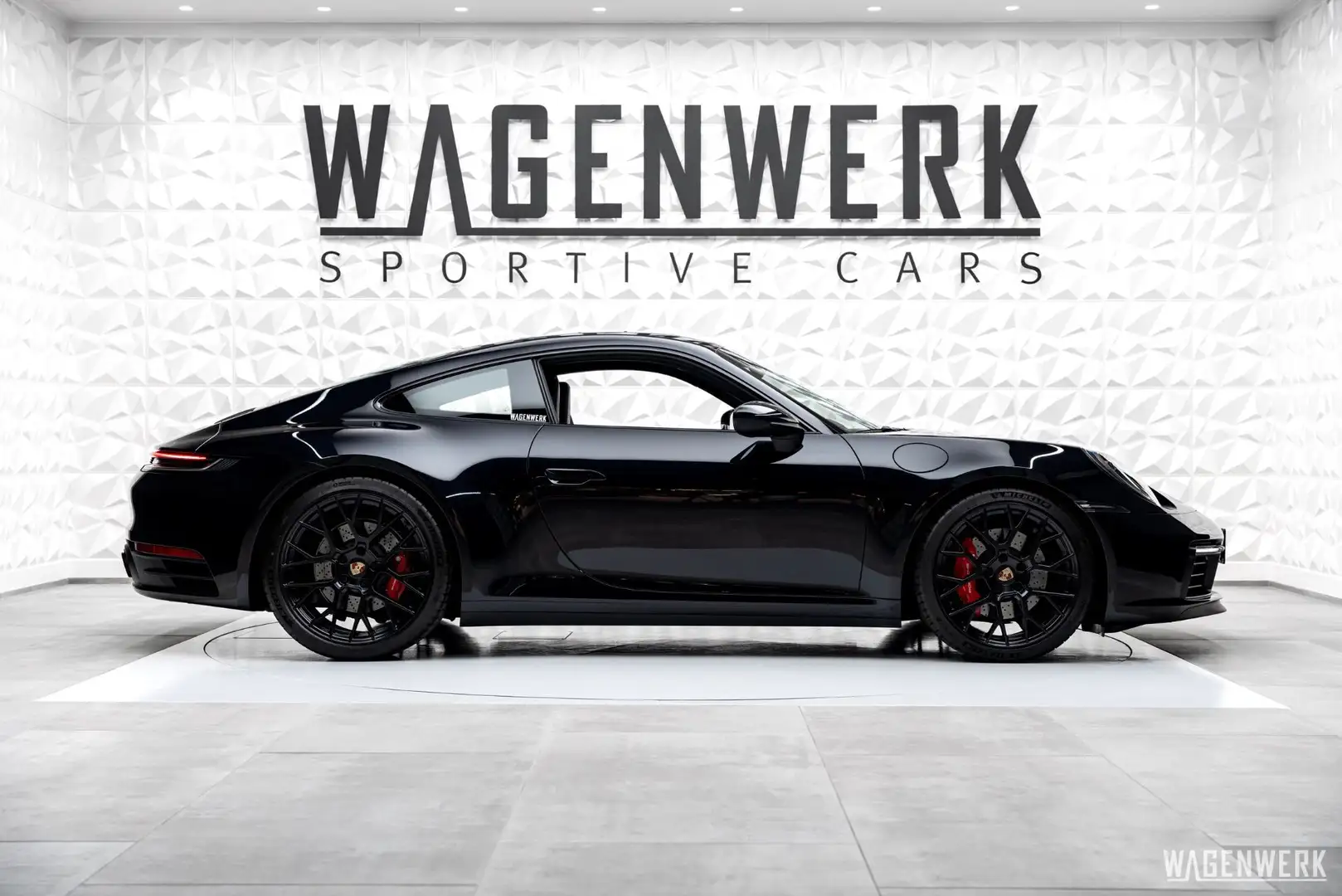 Porsche 992 Carrera 4S Coupe PDK LIFTACHSE BOSE SPORT-CHRONO Schwarz - 2