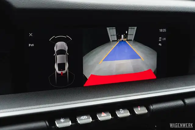 Porsche 992 Carrera 4S Coupe PDK LIFTACHSE BOSE SPORT-CHRONO Ansicht 25