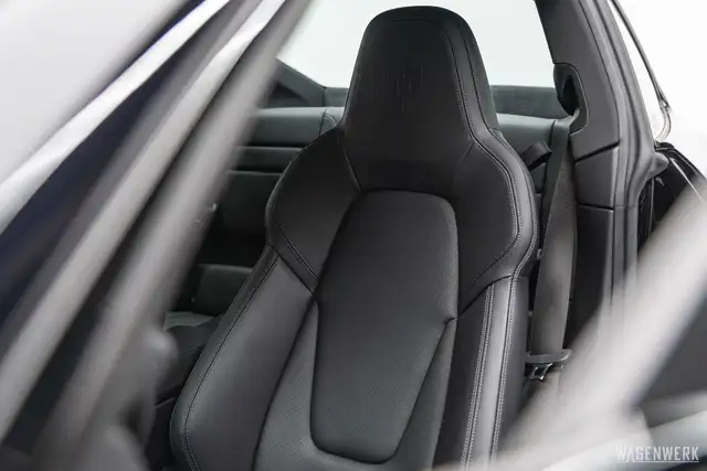 Porsche 992 Carrera 4S Coupe PDK LIFTACHSE BOSE SPORT-CHRONO Ansicht 30