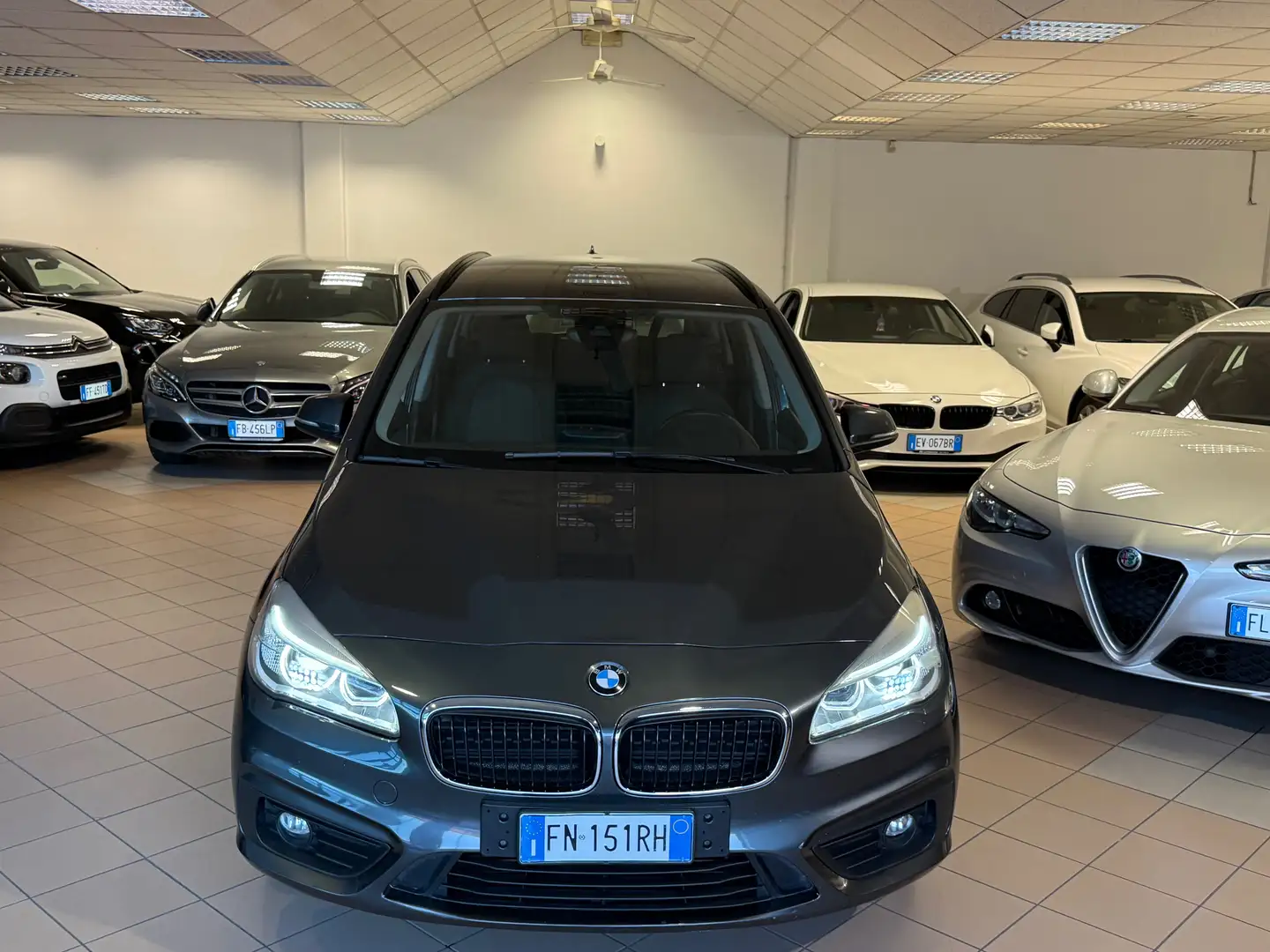 BMW 218 Serie 2 7p. F46 218d Gran Tourer Msport Grigio - 1