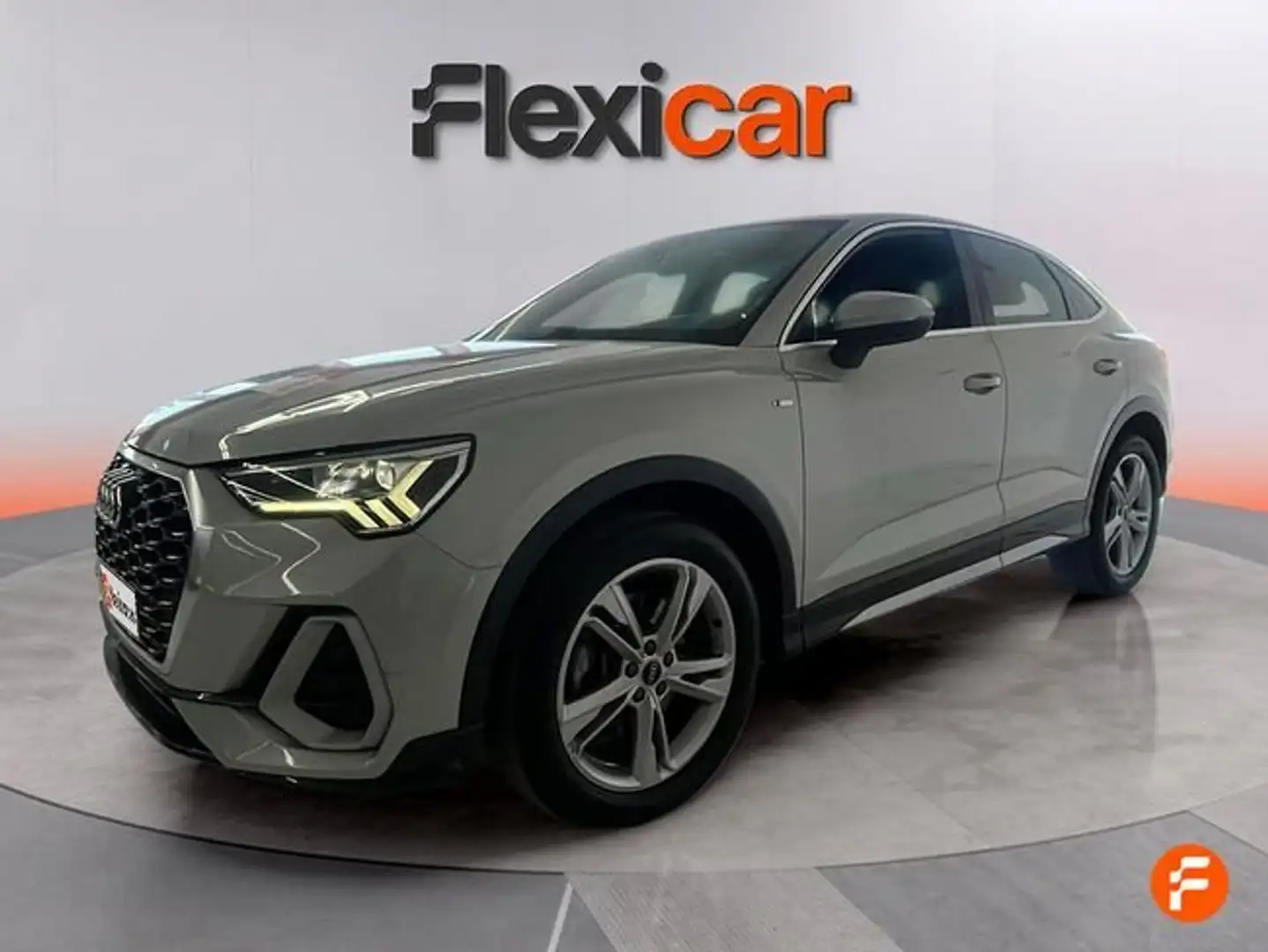 Audi Q3 40 TFSI quattro S tronic Gris - 2
