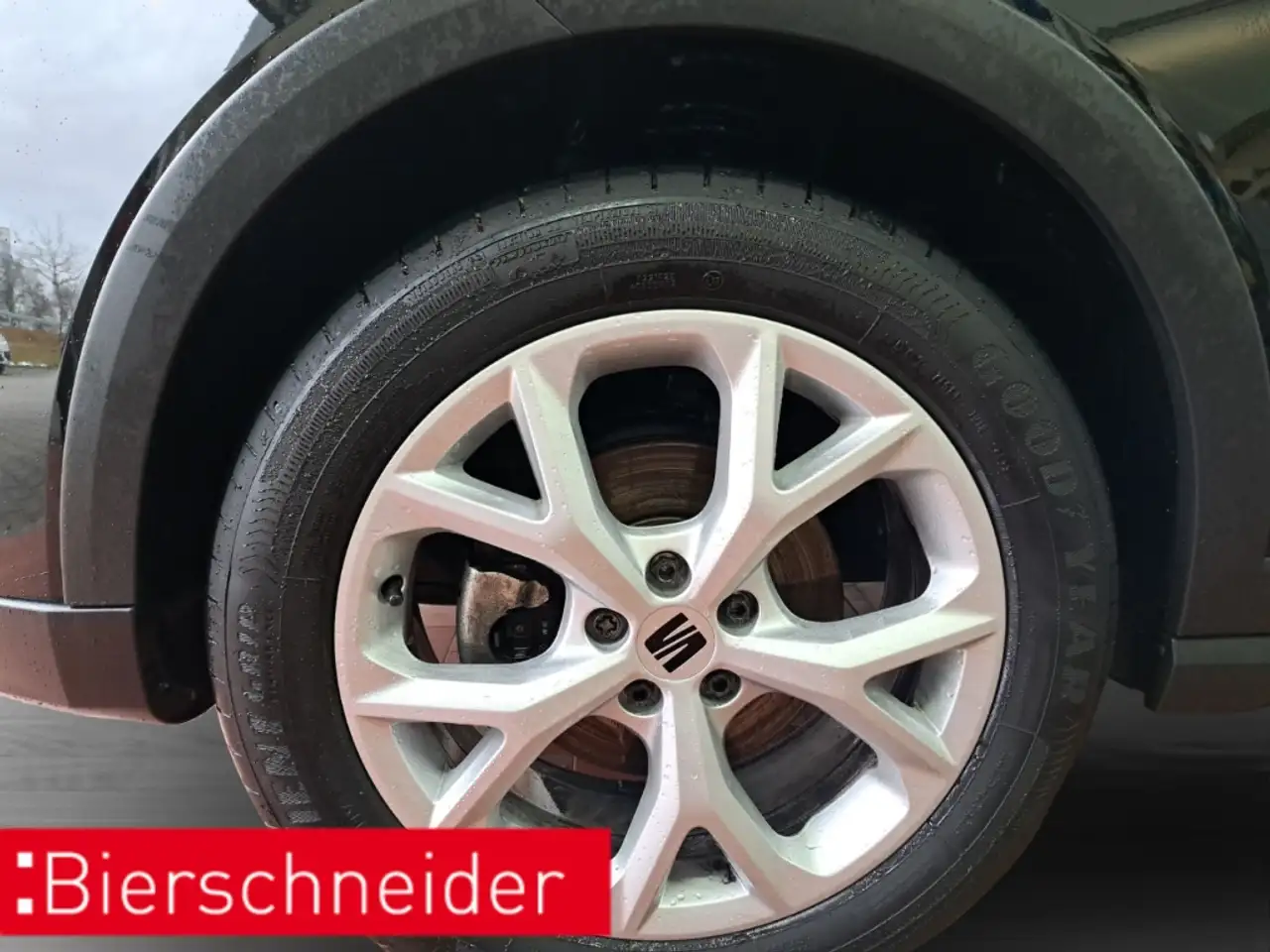 SEAT Arona 1.0 TSI FR LED Navi PDC 3