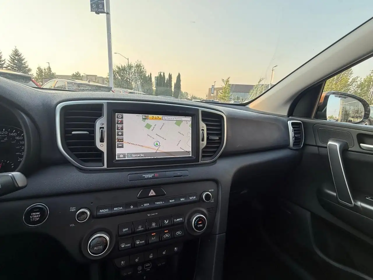 Kia Sportage снимка Kia Sportage