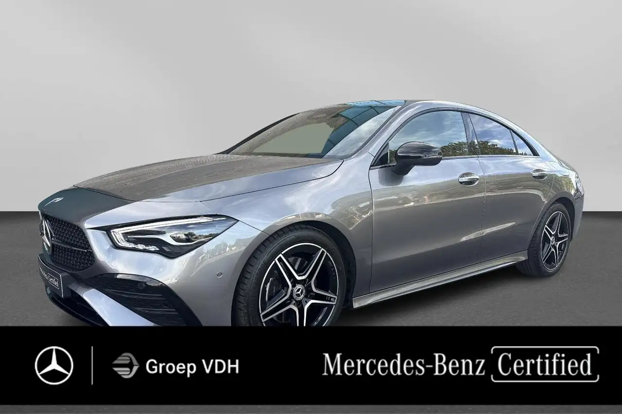 Mercedes-Benz CLA 200