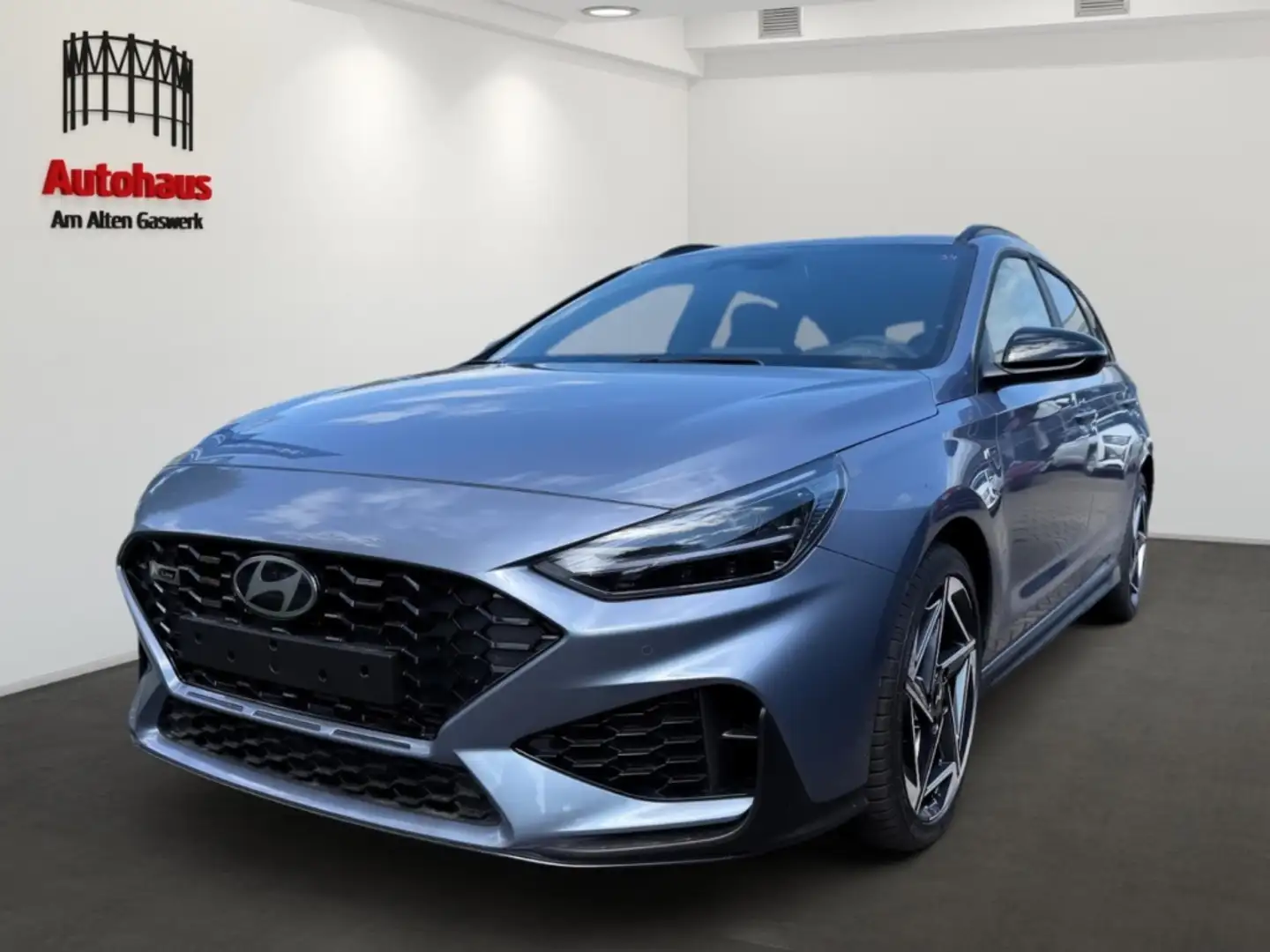 Hyundai i30 N LINE AUTOMATIK+ELEKTR. SITZE+TOTWINKEL+NAVI Blauw - 1