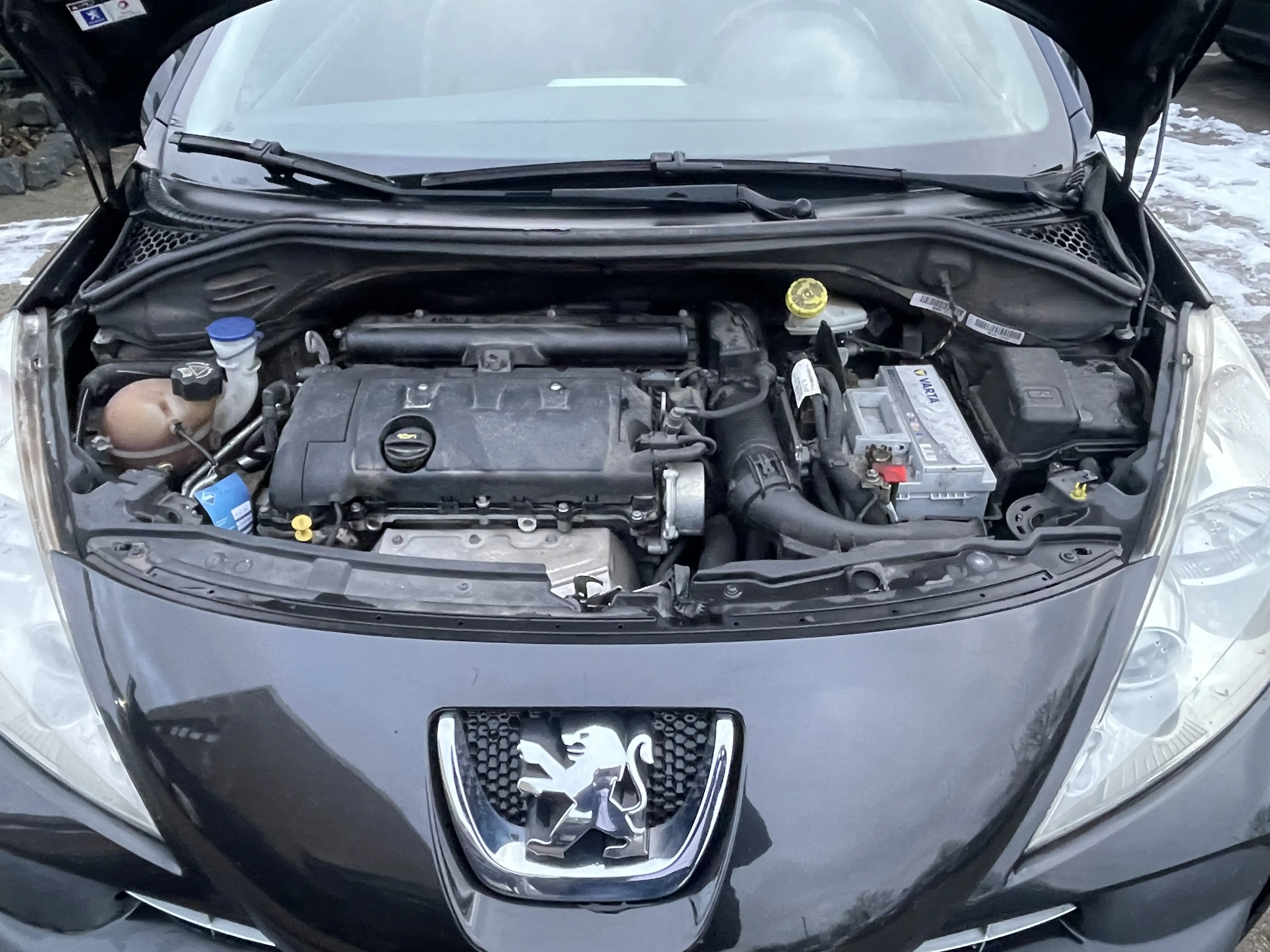 Peugeot 207 CC 1.6 Platinum 120 VTi Automatik 2.H S-Heft Top — photo 15