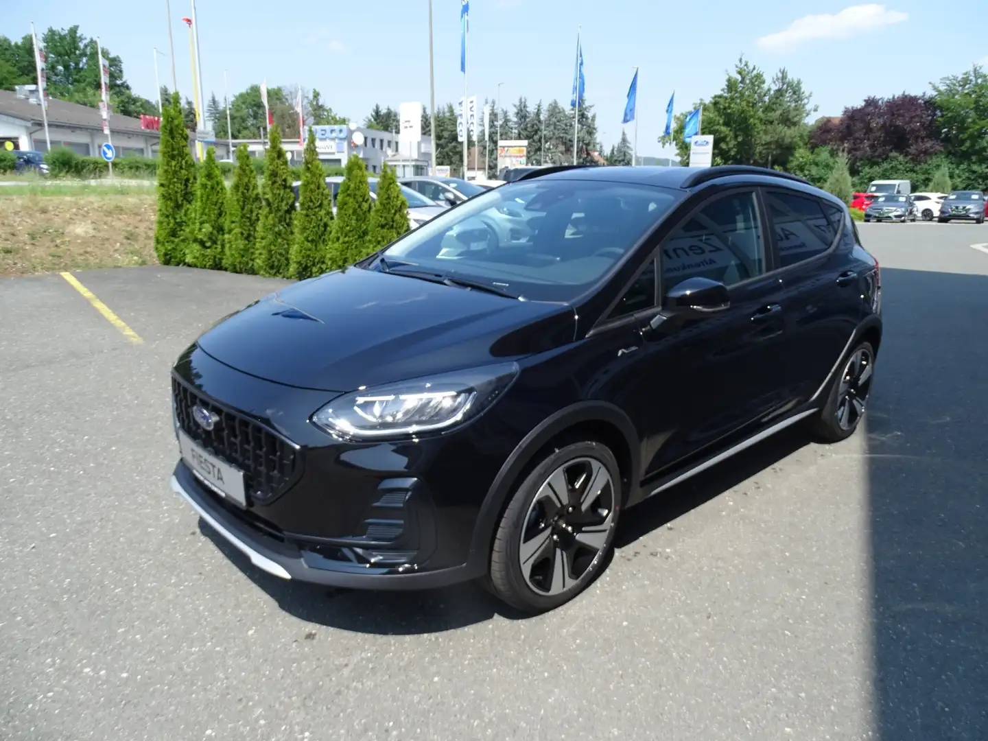 Ford Fiesta 1.0 EcoBoost M-Hybrid Active FLA SpurH Schwarz - 2