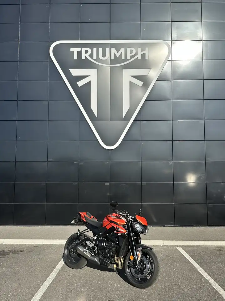 Triumph Street Triple 765