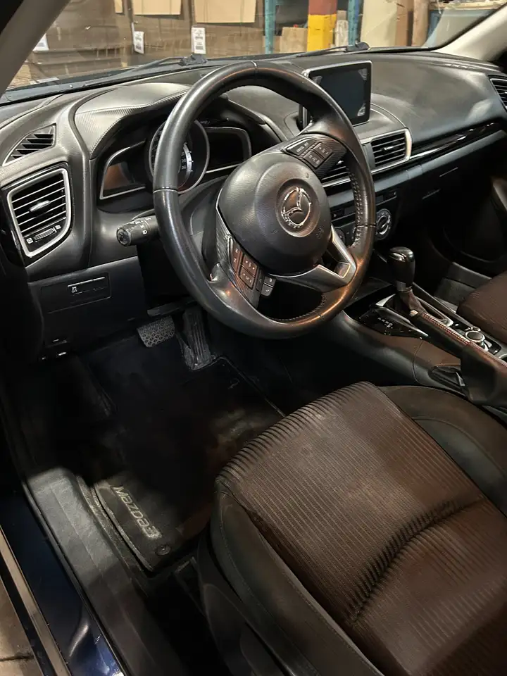 Mazda 3 fotografie Mazda 3