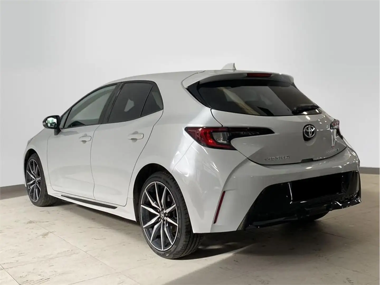 Toyota Corolla 140H GR Sport - 2